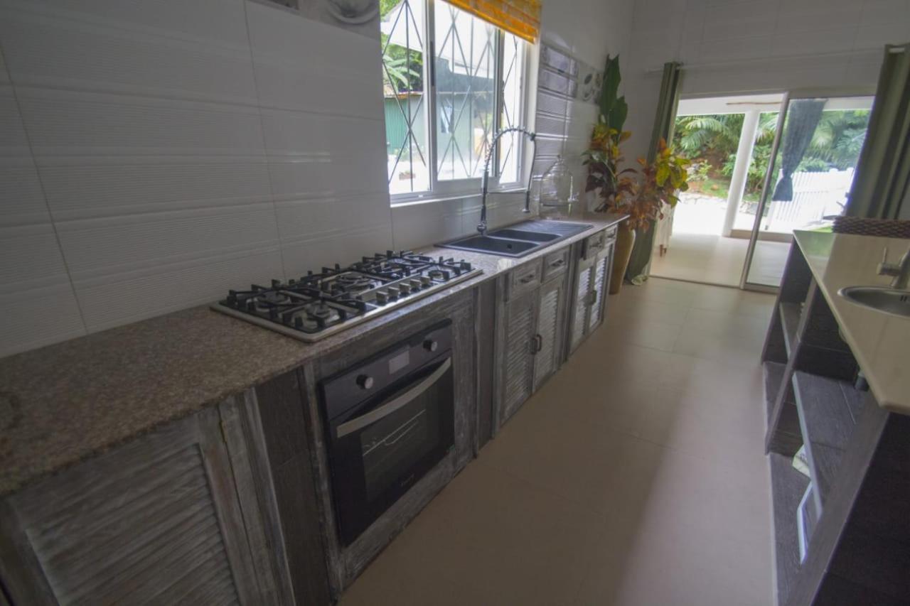 Le Comfort Anse Royale Exterior foto